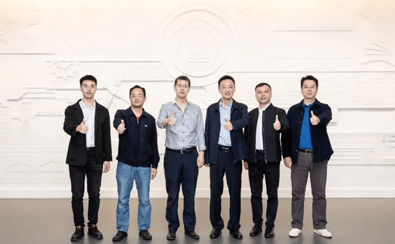 我院舉行“米蘭體育獎(jiǎng)學(xué)金”頒獎(jiǎng)儀式